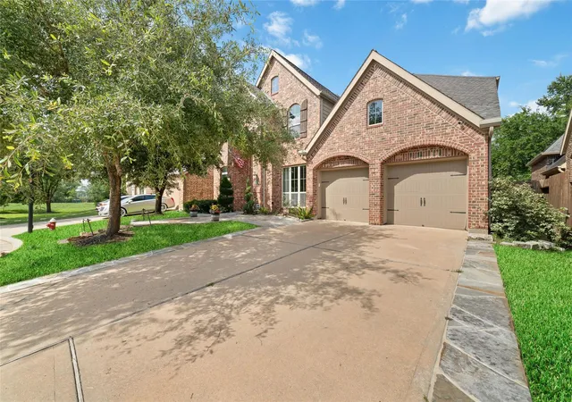 Photo 2 of Sale Pending at 18630 Lena Trl Dr, Spring, TX 77388 | MLS# 76430231 | Listing updated on 2026-09-21