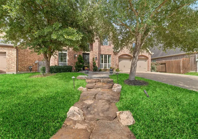 Photo 3 of Sale Pending at 18630 Lena Trl Dr, Spring, TX 77388 | MLS# 76430231 | Listing updated on 2026-09-21