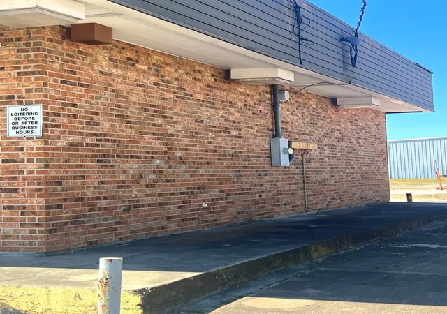 5th image of 710 Interstate 10 S, Beaumont, TX 77707 | MLS# 7946209