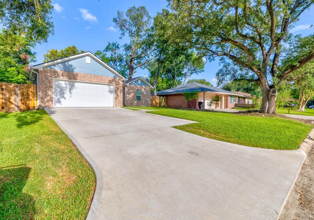 1st image of 2011 Nottingham St, Pasadena, TX 77502 | MLS# 21757743