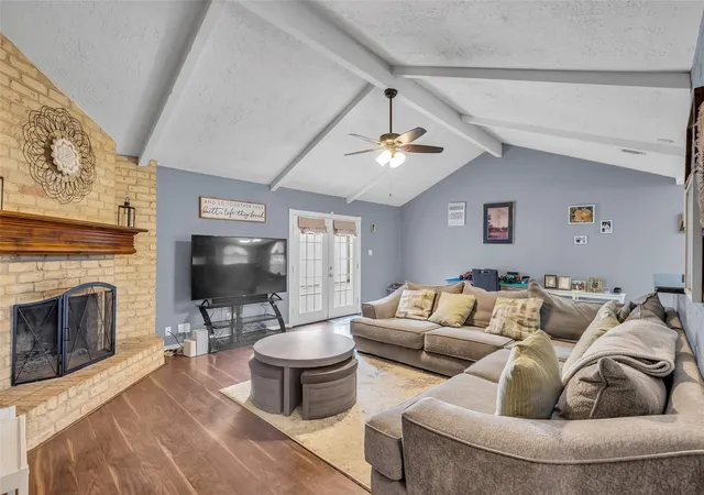 Photo 2 of Single family home for sale at 21807 Meadowhill Dr, Spring, TX 77388 | MLS# 28050532 | Listing updated on 2026-09-14
