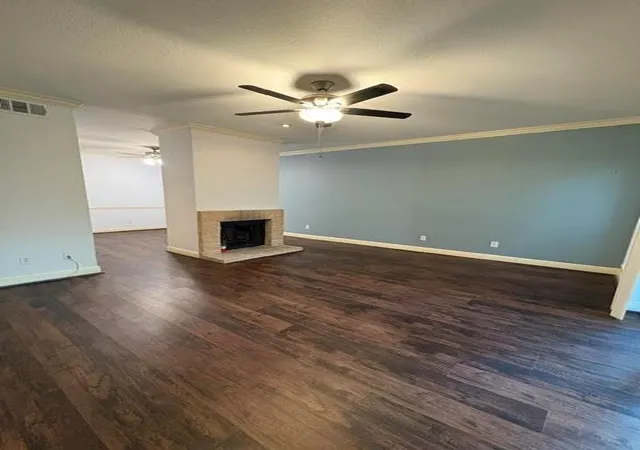 Photo 3 of Condo for sale at 11711 Memorial Dr #175, Houston, TX 77024 | MLS# 28222306 | Listing updated on 2026-09-13