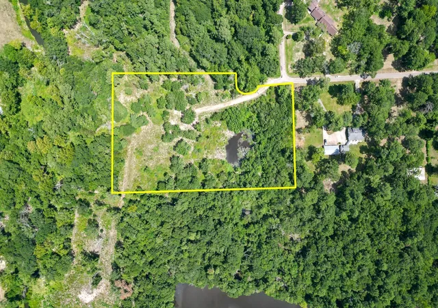 Photo 1 of Land for sale at 215 Garden W Rd, Conroe, TX 77304 | MLS# 2522140 | Listing updated on 2026-07-17