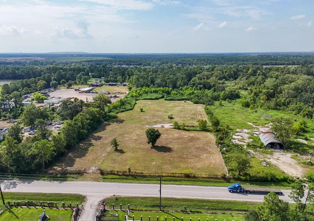 Photo 3 of Land for sale at 7818 E Mount Houston Rd, Houston, TX 77050 | MLS# 12144043 | Listing updated on 2026-09-03