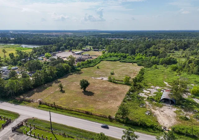 Photo 3 of Land for sale at 7818 E Mount Houston Rd, Houston, TX 77050 | MLS# 12144043 | Listing updated on 2026-09-03