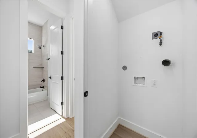 2nd image of 9106 Coffee St, Houston, TX 77033