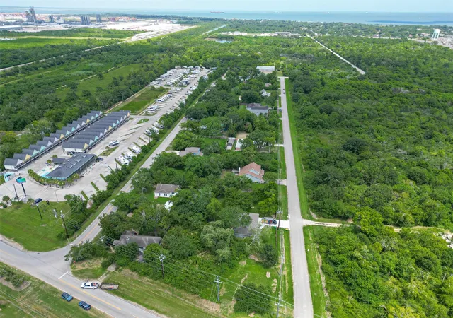 Photo 3 of Land for sale at 00 Old Hwy 146, Seabrook, TX 77586 | MLS# 52497993 | Listing updated on 2026-08-03