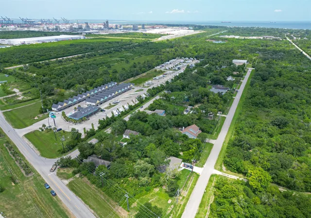 Photo 4 of Land for sale at 00 Old Hwy 146, Seabrook, TX 77586 | MLS# 52497993 | Listing updated on 2026-08-03