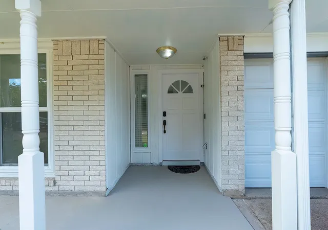Photo 4 of Single family home for sale at 20007 Jasperwood Cir, Katy, TX 77449 | MLS# 10205483 | Listing updated on 2026-10-10