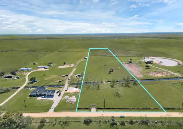 1st image of 9309 Cr 264 Rd, East Bernard, TX 77435 | MLS# 36567484