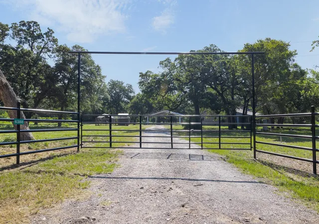 2nd image of 6388 Hurta Ln, Bryan, TX 77808 | MLS# 79008889