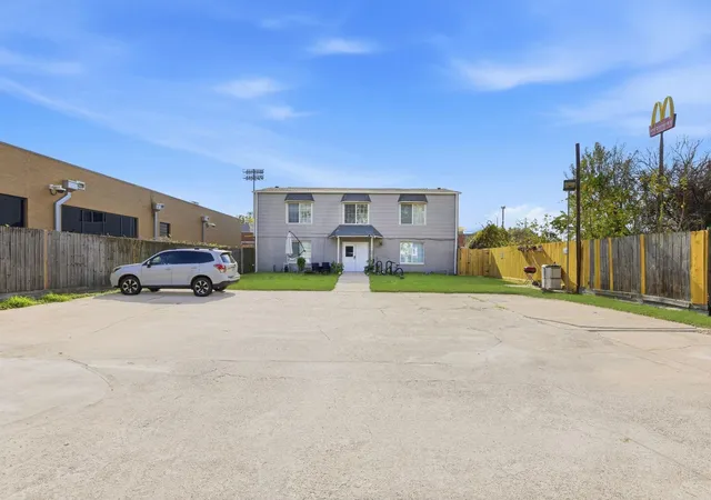 2nd image of 3918 Anita St, Houston, TX 77004 | MLS# 13710411