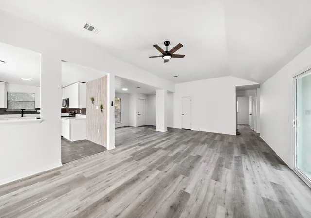 Photo 3 of Single family home for sale at 1022 Western Meadows Dr, Katy, TX 77450 | MLS# 90391443 | Listing updated on 2026-09-15