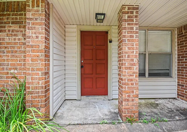 Photo 3 of Single family home for sale at 16715 Manowar Ln, Friendswood, TX 77546 | MLS# 46900054 | Listing updated on 2026-09-03