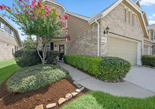 Photo 2 of Townhouse for sale at 18718 Cypress Loch Dr, Spring, TX 77379 | MLS# 9288722 | Listing updated on 2026-09-12