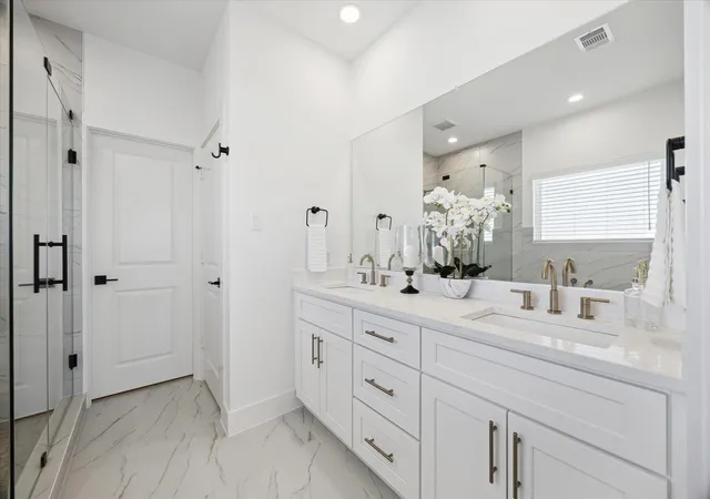 1st image of 5608 Camino Encantado Dr, Houston, TX 77091 | MLS# 7124673