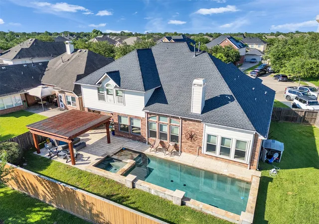 Photo 1 of Single family home for sale at 607 Ivory Stone Ln, League City, TX 77573 | MLS# 88498264 | Listing updated on 2026-08-28