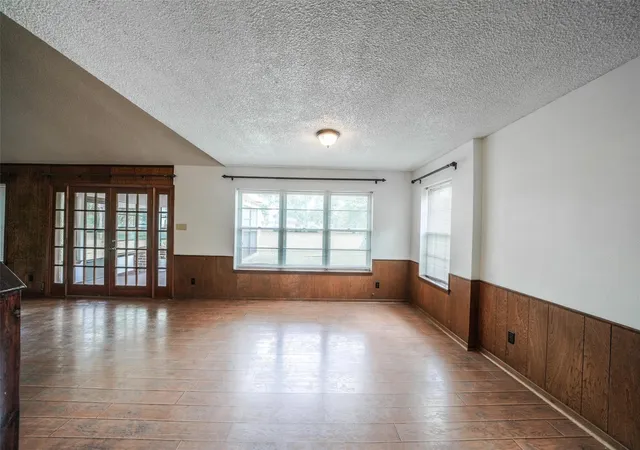 Photo 4 of Sale Pending at 7622 County Line Rd, Willis, TX 77378 | MLS# 72723431 | Listing updated on 2026-09-11