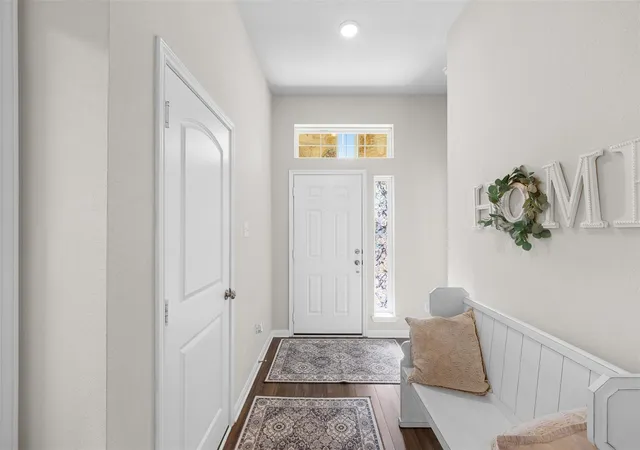 Photo 3 of Single family home for sale at 6620 Mcgregor Loop, Killeen, TX 76549 | MLS# 5005340 | Listing updated on 2026-08-27