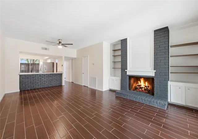 Photo 4 of Townhouse for sale at 1907 Clipper Cir, Willis, TX 77318 | MLS# 4367975 | Listing updated on 2026-08-24