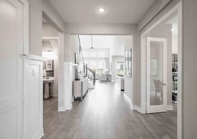 4th image of 32019 Cascade Ridge Dr, Fulshear, TX 77441 | MLS# 81373157