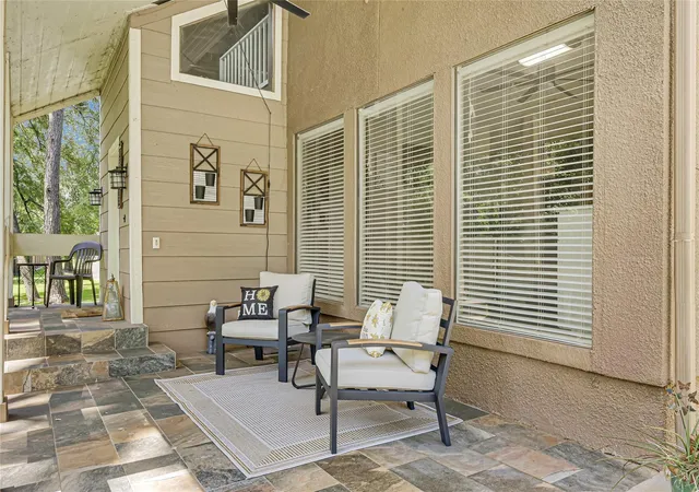 Photo 3 of Single family home for sale at 111 Springs Edge Dr, Montgomery, TX 77356 | MLS# 61133540 | Listing updated on 2026-08-30