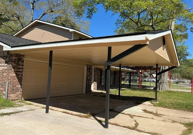 Photo 2 of Single family home for sale at 25587 White Oak Ln, Splendora, TX 77372 | MLS# 65489312 | Listing updated on 2026-09-17