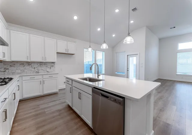 Photo 4 of Single family home for sale at 5330 Acapulco Mist Dr, Katy, TX 77493 | MLS# 40841630 | Listing updated on 2026-09-23