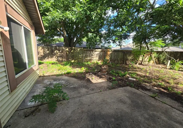 Photo 29 of Single family home for sale at 10410 Tennis Ct, Houston, TX 77099 | MLS# 4742419 | Listing updated on 2026-10-08
