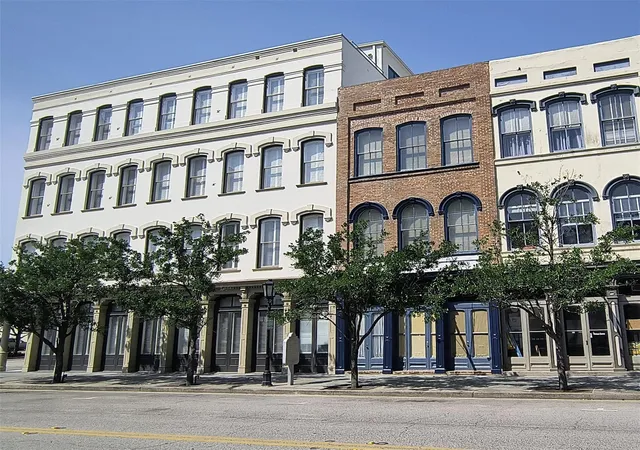 1st image of 217 Tremont St, Galveston, TX 77550 | MLS# 71351686