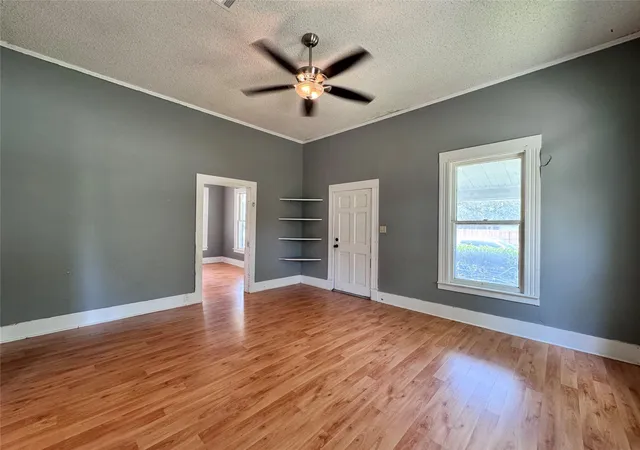 4th image of 106 W Prairie Ave, Eagle Lake, TX 77434 | MLS# 62170560