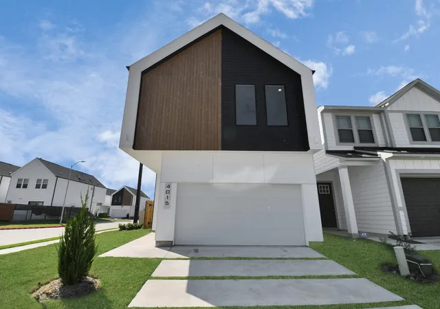 4th image of 4012 Boho Ln, Houston, TX 77045 | MLS# 49140261