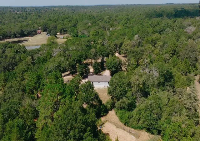 26th image of 1047 Jim Bob Ln, New Ulm, TX 78950 | MLS# 30722401