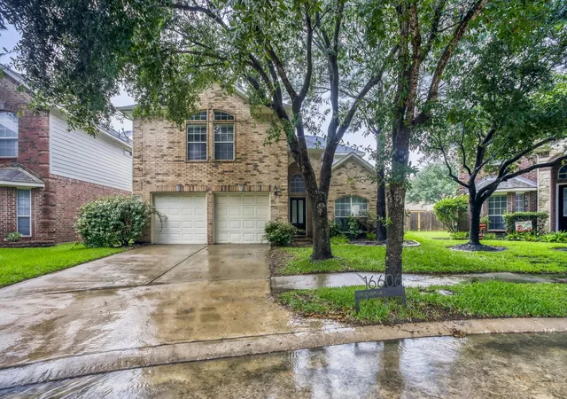Photo 2 of Single family home for sale at 16606 Greenbriar Point Ln, Houston, TX 77095 | MLS# 63053378 | Listing updated on 2026-09-20