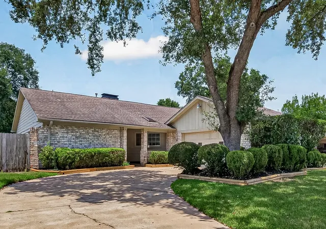 Photo 2 of Sale Pending at 15814 Boulder Oaks Dr, Houston, TX 77084 | MLS# 97419284 | Listing updated on 2026-09-10