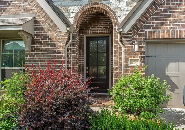Photo 3 of Sale Pending at 212 Trillium Park Loop, Conroe, TX 77304 | MLS# 90085979 | Listing updated on 2026-09-11