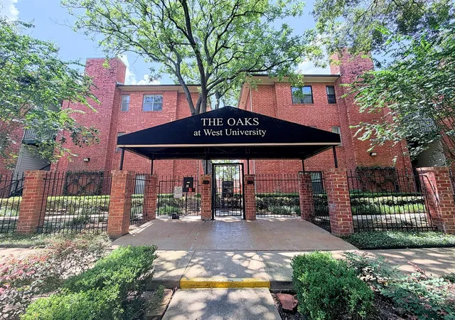 2nd image of 4041 Law St #505, Houston, TX 77005 | MLS# 22183134
