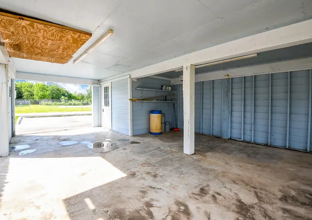 47th image of 1615 Railroad Ave, Dickinson, TX 77539 | MLS# 14508163
