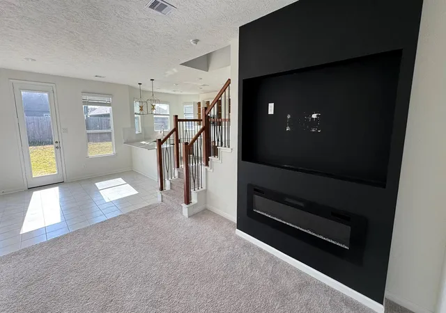 Photo 3 of Sale Pending at 12422 Seybold Cvs Dr, Houston, TX 77044 | MLS# 49011382 | Listing updated on 2026-09-07