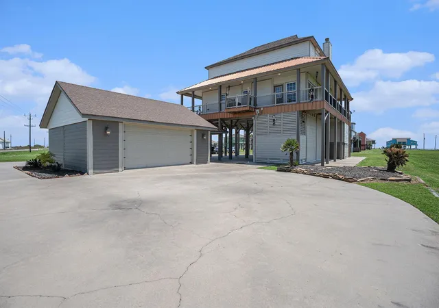 2nd image of 883 Gulf Cedar Dr, Port Bolivar, TX 77650 | MLS# 80374802