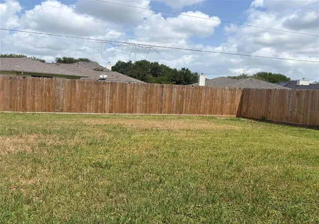 4th image of 9102 Petersham Dr, Houston, TX 77031 | MLS# 13341300