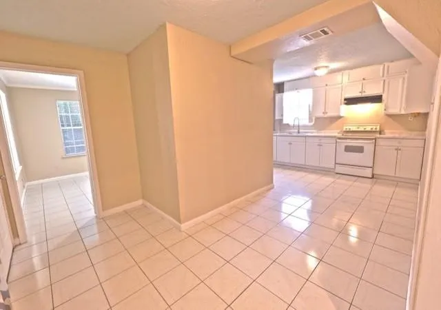 Photo 3 of Single family home for sale at 11130 Forrest Valley Dr, Houston, TX 77065 | MLS# 75751320 | Listing updated on 2026-08-18