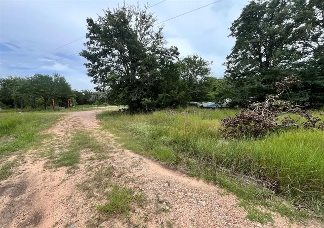 3rd image of 22243 Kmiec Rd, Hempstead, TX 77445 | MLS# 87905138