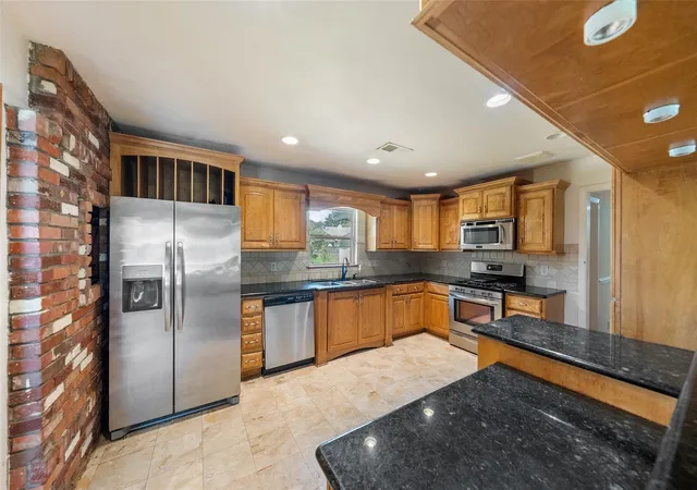 5th image of 9346 Willowview Ln, Houston, TX 77080 | MLS# 82405606