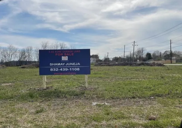 Photo 3 of Land for sale at 0 Bissonnet, Houston, TX 77099 | MLS# 5006520 | Listing updated on 2026-07-20