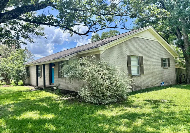 Homes for sale in Lovelady, TX | 620 W Houston St, Lovelady, TX 75851 | MLS# 50797592
