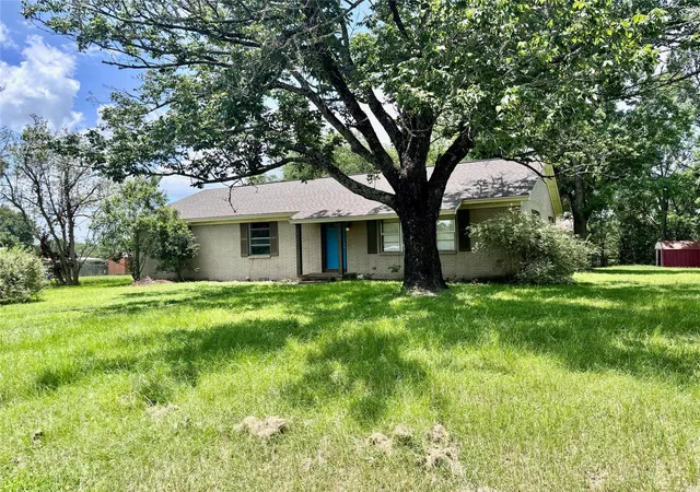 Homes for sale in Lovelady, TX | 620 W Houston St, Lovelady, TX 75851 | MLS# 50797592