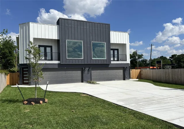 Homes for sale in Houston, TX | 902 Ringold St, Houston, TX 77088