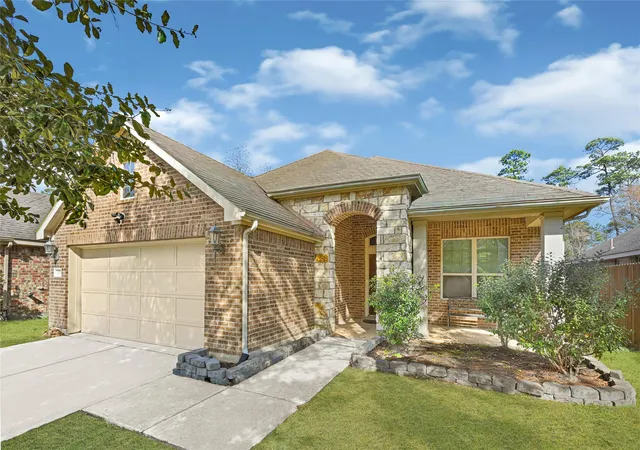 1st image of 12739 Bridle Springs Ln, Houston, TX 77044 | MLS# 45173352