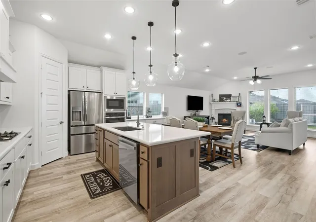 Photo 3 of Single family home for sale at 2854 Acacia Grv Dr, Katy, TX 77494 | MLS# 30686234 | Listing updated on 2026-07-31